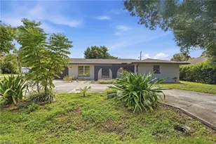 2502 Barcelona Ave, Fort Myers, FL 33905 - Photo 5