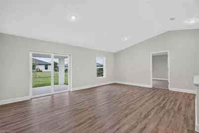 109 NE 23rd St, Cape Coral, FL 33909 - Photo 9