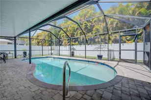 1089 N Town and River Dr, Fort Myers, FL 33919 - Photo 21
