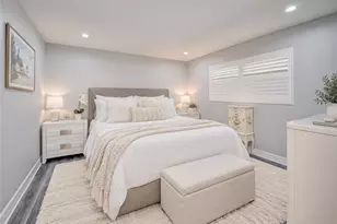 1089 N Town and River Dr, Fort Myers, FL 33919 - Photo 15