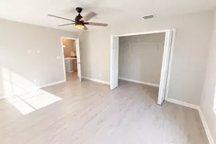 1315 SE 41st St, Cape Coral, FL 33904 - Photo 5