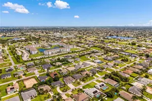 1823 SW 39th St, Cape Coral, FL 33914 - Photo 29