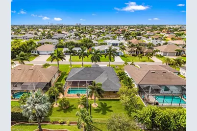 1823 SW 39th St, Cape Coral, FL 33914 - Photo 27