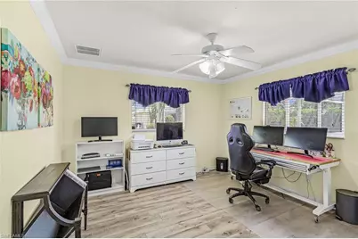 1823 SW 39th St, Cape Coral, FL 33914 - Photo 13