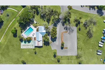 2015 Showboat Plz, Labelle, FL 33935 - Photo 25