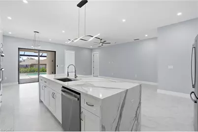 27659 Franklin St, Bonita Springs, FL 34134 - Photo 11