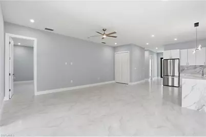 27659 Franklin St, Bonita Springs, FL 34134 - Photo 7
