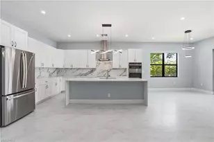 27659 Franklin St, Bonita Springs, FL 34134 - Photo 9