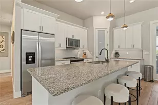 1212 SW 38th St, Cape Coral, FL 33914 - Photo 13