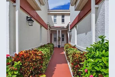 13170 Oakmont Dr #6, Fort Myers, FL 33907 - Photo 3
