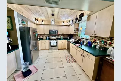 325 Wellington Ave, Lehigh Acres, FL 33936 - Photo 7