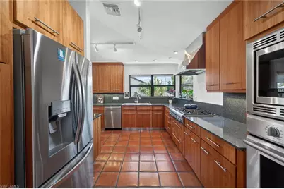 13290 Electron Dr, Fort Myers, FL 33908 - Photo 23