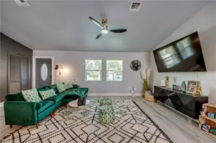 917 SW 23rd St, Cape Coral, FL 33991 - Photo 9
