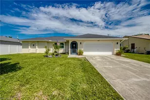 917 SW 23rd St, Cape Coral, FL 33991 - Photo 1