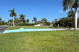 89 Sycamore Ln, Fort Myers, FL 33908 - Photo 1