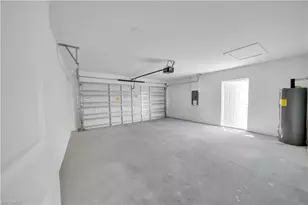 1023 Pilgrim St E, Lehigh Acres, FL 33974 - Photo 29