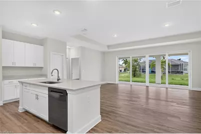 323 NW 18th St, Cape Coral, FL 33993 - Photo 11