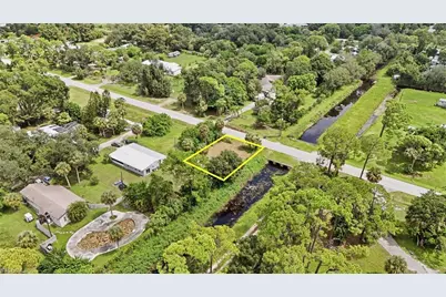 7680 Marx Dr, North Fort Myers, FL 33917 - Photo 11
