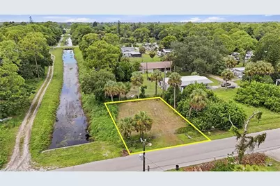 7680 Marx Dr, North Fort Myers, FL 33917 - Photo 5