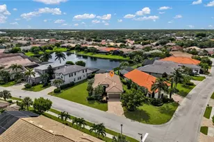 10505 Valencia Lakes Dr, Bonita Springs, FL 34135 - Photo 49