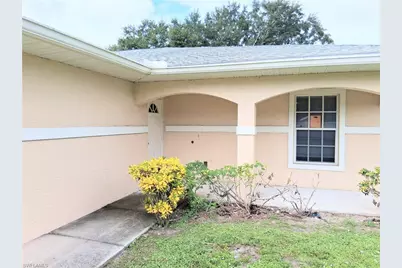 529 Glendale Ave, Lehigh Acres, FL 33936 - Photo 9