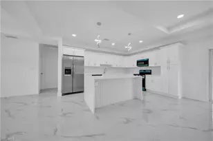 1025 Pilgrim St E, Lehigh Acres, FL 33974 - Photo 13