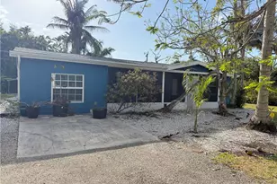 10899 Russell Rd, Bokeelia, FL 33922 - Photo 21