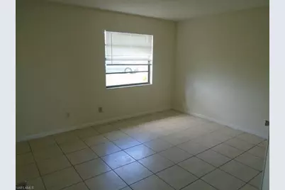 1539 Medford Pl, Lehigh Acres, FL 33936 - Photo 5