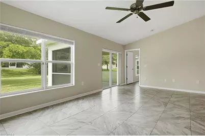508 SE 7th Ave, Cape Coral, FL 33990 - Photo 7