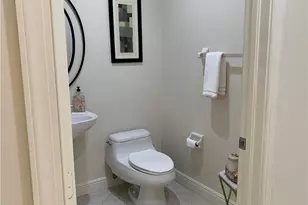 2090 W First St, Fort Myers, FL 33901 - Photo 23