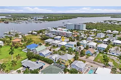 250 Pearl St, Fort Myers Beach, FL 33931 - Photo 45