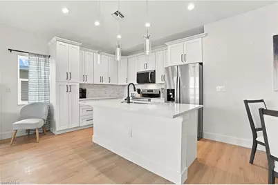 250 Pearl St, Fort Myers Beach, FL 33931 - Photo 11