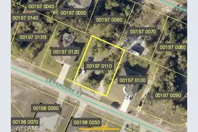 423 La Perouse St, Lehigh Acres, FL 33974 - Photo 3