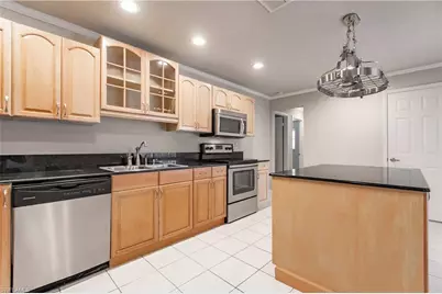 2516 SE 22nd Ave, Cape Coral, FL 33904 - Photo 17