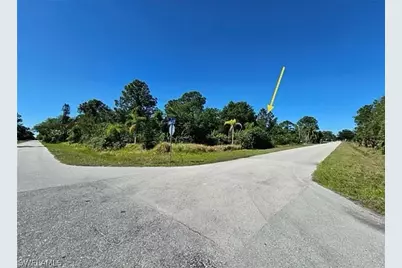 2404 E 9th St, Lehigh Acres, FL 33936 - Photo 5