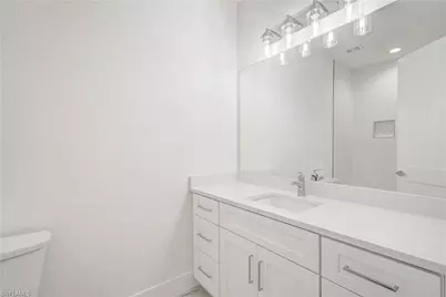 1105 SE 38th St, Cape Coral, FL 33904 - Photo 17