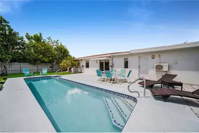 1032 NE Pine Island Ln, Cape Coral, FL 33909 - Photo 29