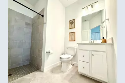 9291 Aqua Overlook Ct, Lehigh Acres, FL 33936 - Photo 5