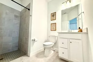 9291 Aqua Overlook Ct, Lehigh Acres, FL 33936 - Photo 5
