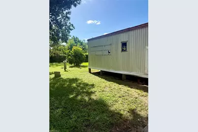 8180 Breeze Dr, North Fort Myers, FL 33917 - Photo 11