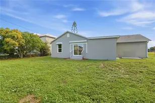 906 SW 7th Ct, Cape Coral, FL 33991 - Photo 37