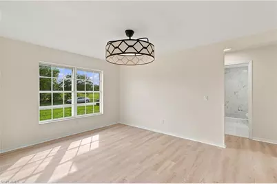 906 SW 7th Ct, Cape Coral, FL 33991 - Photo 3