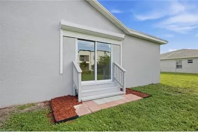 906 SW 7th Ct, Cape Coral, FL 33991 - Photo 35