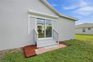 906 SW 7th Ct, Cape Coral, FL 33991 - Photo 35