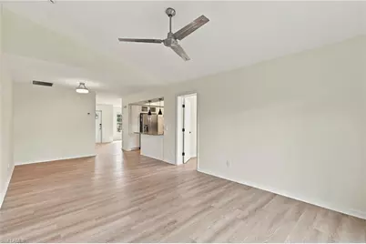 906 SW 7th Ct, Cape Coral, FL 33991 - Photo 5