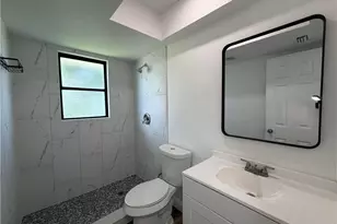 2811 SE 15th Pl, Cape Coral, FL 33904 - Photo 17