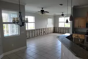 1404 NE 19th Ave, Cape Coral, FL 33909 - Photo 3