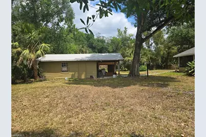 140 S Davis St, Labelle, FL 33935 - Photo 7