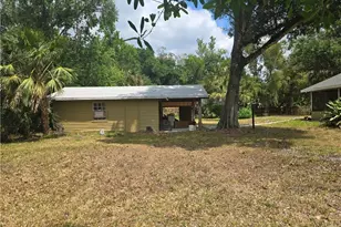 140 S Davis St, Labelle, FL 33935 - Photo 7