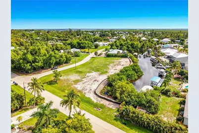 5675 Ann Arbor Dr, Bokeelia, FL 33922 - Photo 9